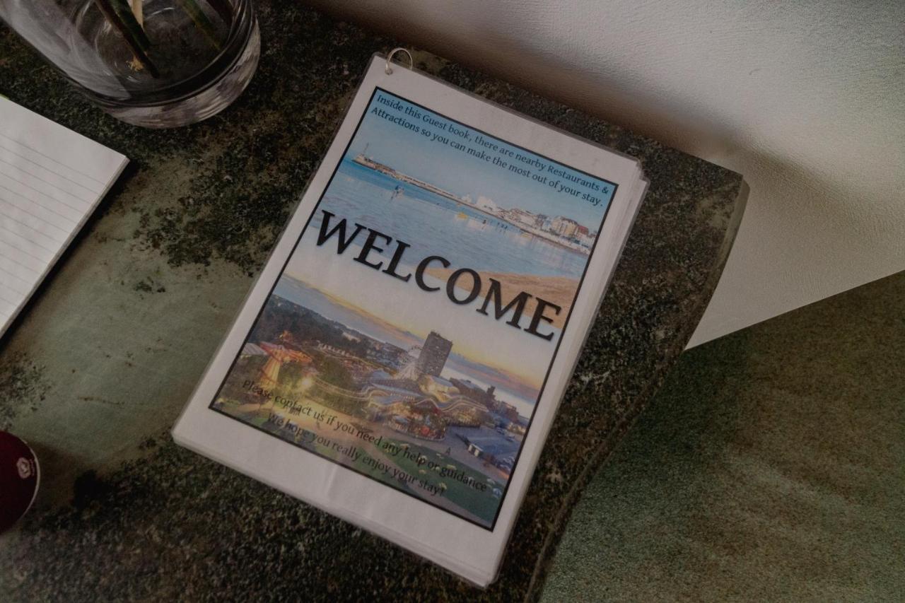 Palm Bay'S Luxury Bungalow - Self Check In & Parking Villa Margate Dış mekan fotoğraf